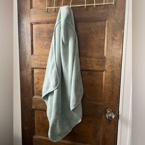 Mushie | Moss Green Hooded Baby Bath Towel (100% cotton)